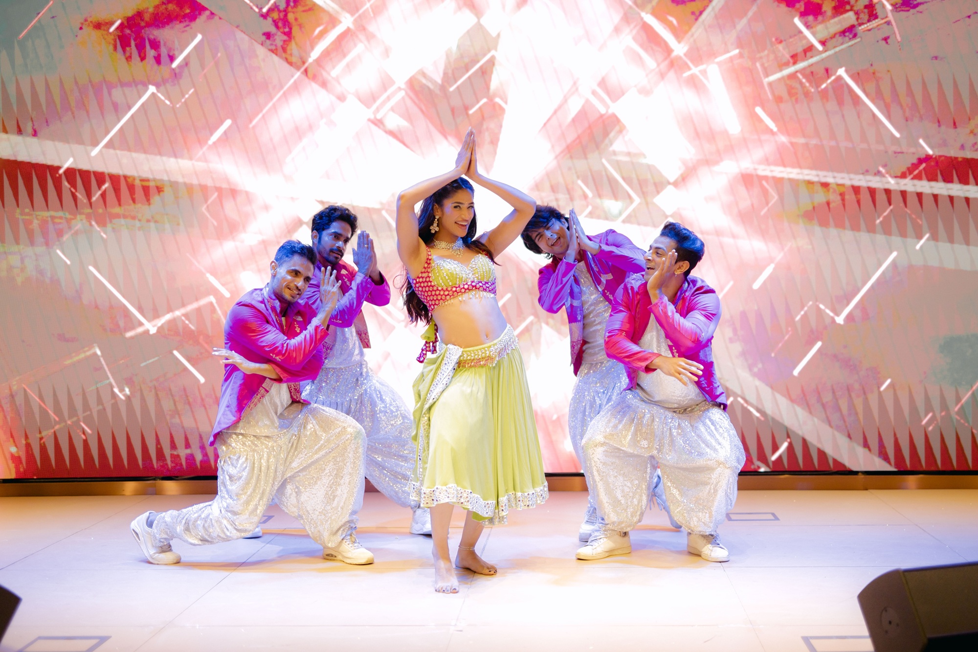 ජනප්‍රිය ඉන්දීය නිරූපිකා ශ්වේතා City of Dreams වෙත පැමිණෙයි